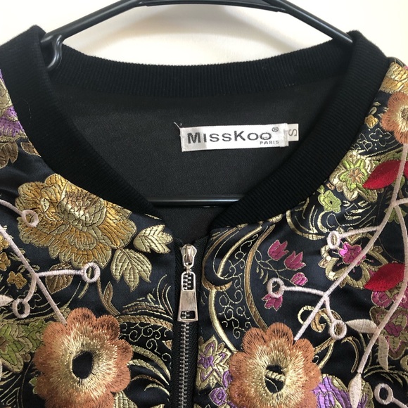 Floral Embroidered Jacket - Picture 2 of 4